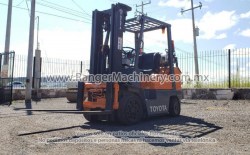 Montacargas-Toyota-5fgc25-3875-1