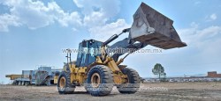 Payloader-Cat-It62g-0422-2