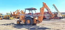 Retroexcavadora-Case-580mSeries3-0590-15