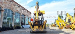 Retroexcavadora-Cat-420f-4772-16
