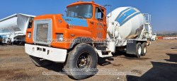 Revolvedora-Mack-1986-3263-5