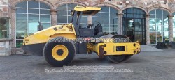 Vibrocompactador-Bomag-Bw213dh40-1251-3