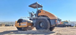 Vibrocompactador-Case-1107Ex-8992-24