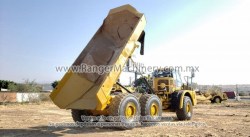 Yucle-Cat-735b-0420-15