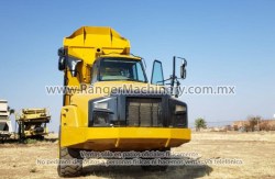 Yucle-Cat-735b-0420-3