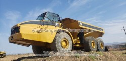 Yucle-Cat-740-1478-1