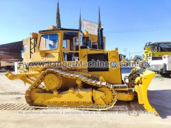 bulldozer-caterpillar-d4h-4462-1