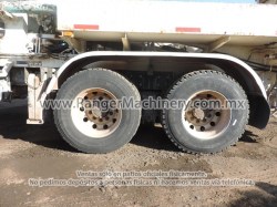 camionbombaelevadoradeconcreto-mack-MR6885-serie3228-11