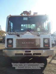 camionbombaelevadoradeconcreto-mack-MR6885-serie3228-13