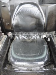 minicargador-caterpillar-226D-serie2715-17