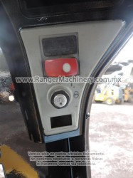 minicargador-caterpillar-226D-serie2715-21