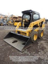 minicargador-caterpillar-226D-serie2715-23