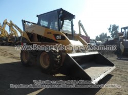 minicargador-caterpillar-242B-serie0682-11