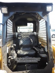 minicargador-caterpillar-242B-serie0682-14