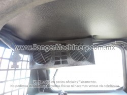 minicargador-caterpillar-242B-serie0682-19