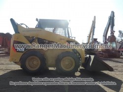 minicargador-caterpillar-242B-serie0682-9