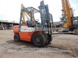 montacargas-yangft-cpcd30-serie6292-1