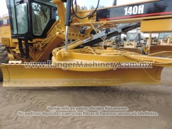 motoniveladora-caterpillar-140H-serie5886-137
