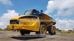 yucle-cat-740-1296-10