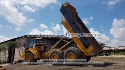 yucle-cat-740-1296-3